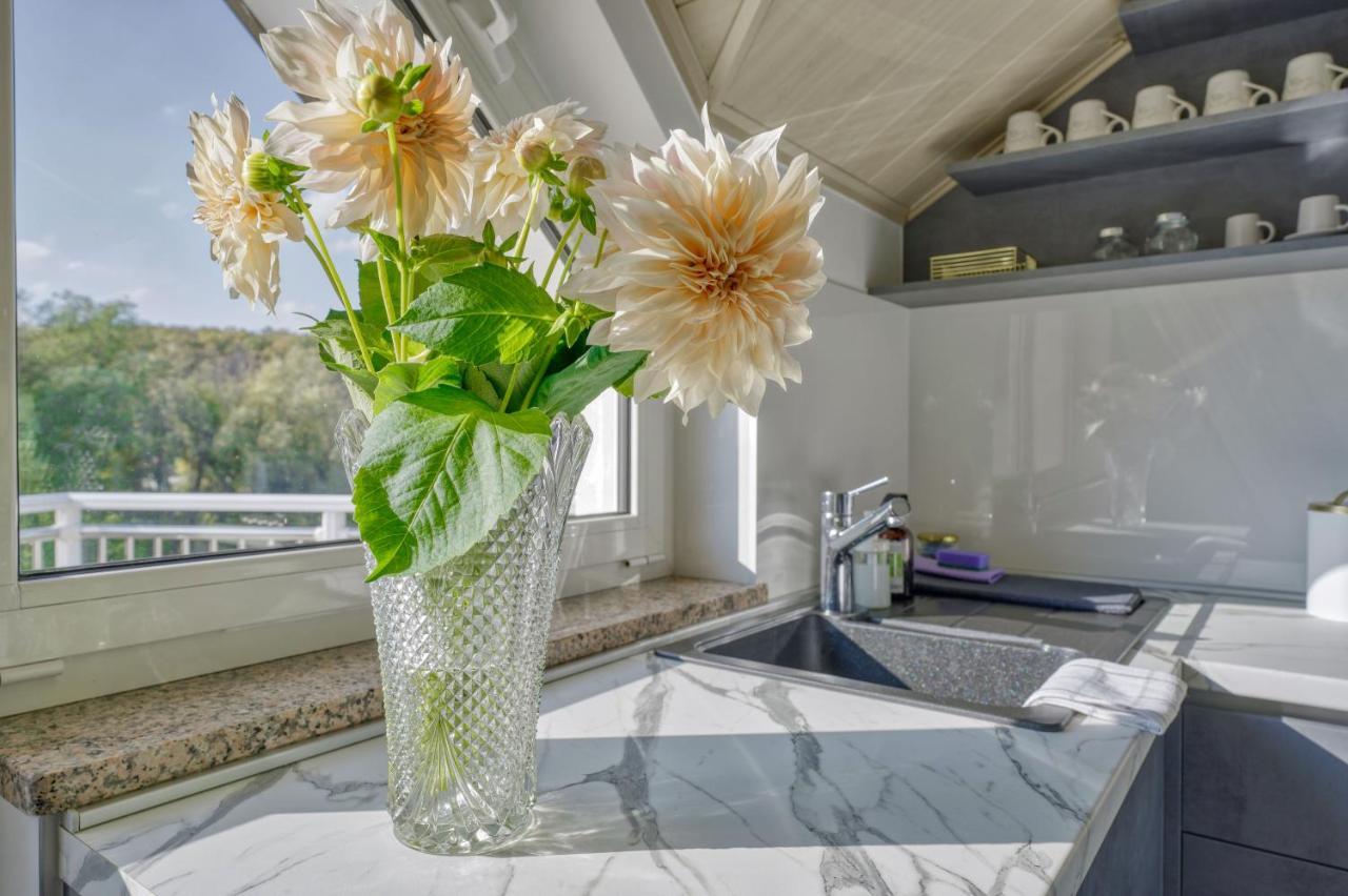 Astarea - Luxe Penthouse In Nature - Jacuzzi - Free Private Parking - Terrace & Balcony - Peace Zagreb Bagian luar foto
