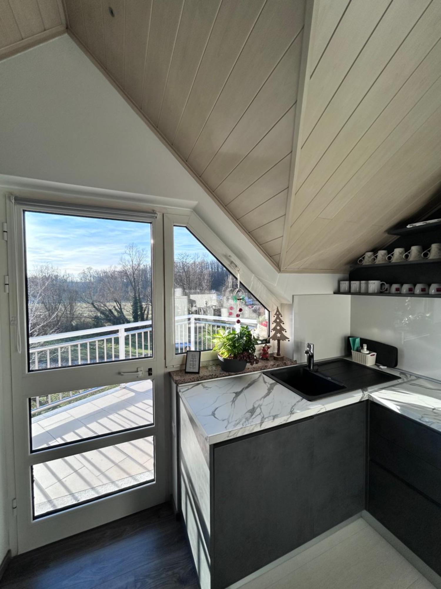 Astarea - Luxe Penthouse In Nature - Jacuzzi - Free Private Parking - Terrace & Balcony - Peace Zagreb Bagian luar foto
